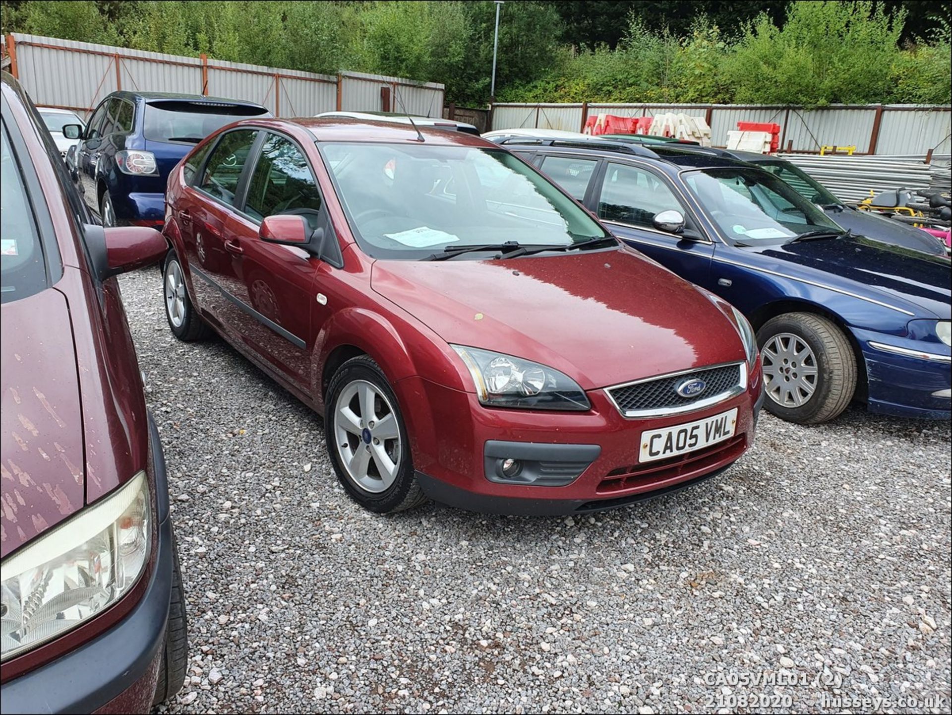 05/05 FORD FOCUS ZETEC CLIMATE - 1596cc 5dr Hatchback (Red, 112k) - Image 19 of 23