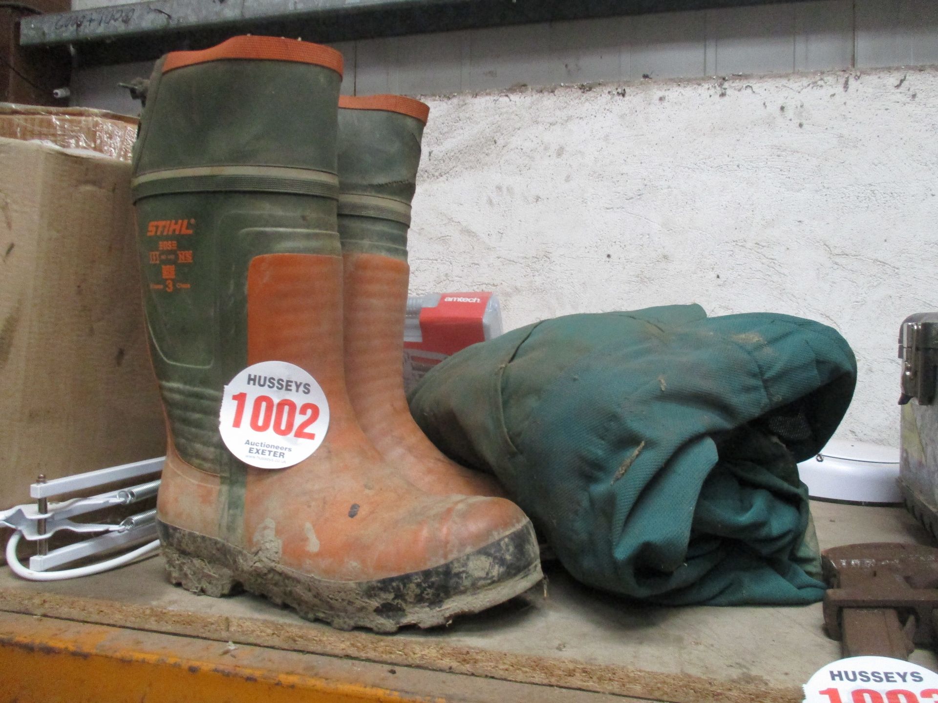 STIHL CHAINSAW BOOTS & TROUSERS