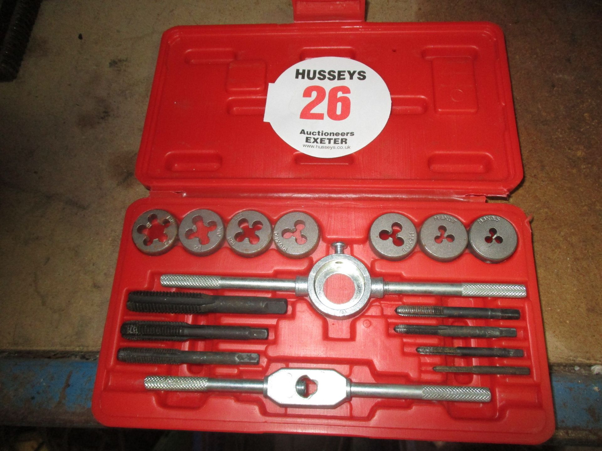 TAP & DIE SET