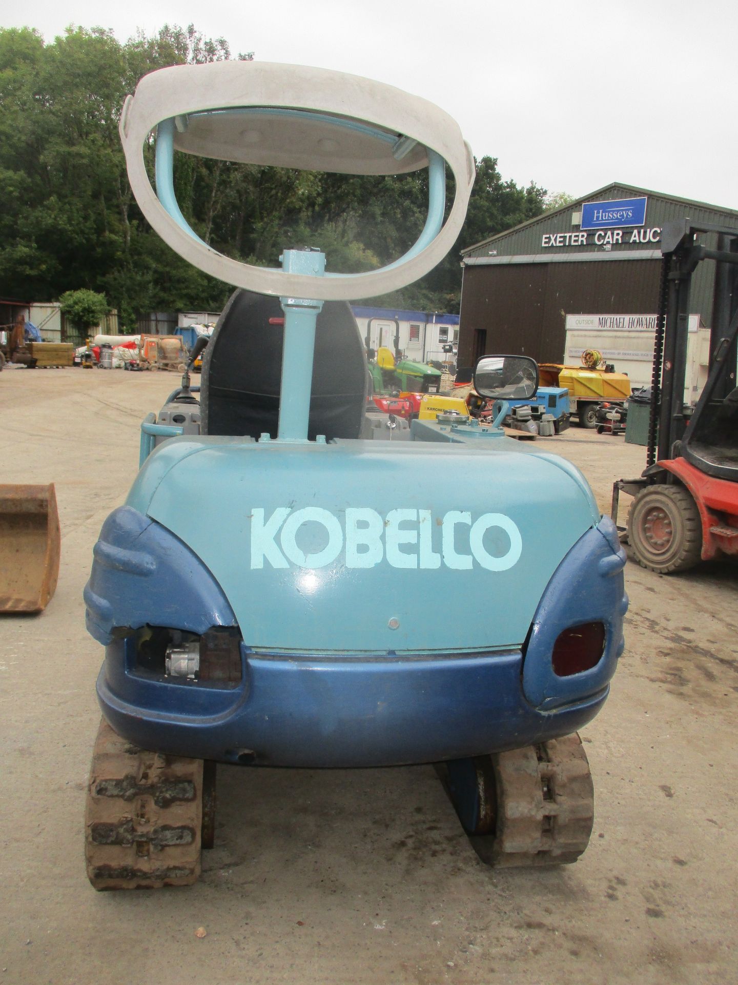 KOBELCO 2.5 TON MINI DIGGER - Image 3 of 4