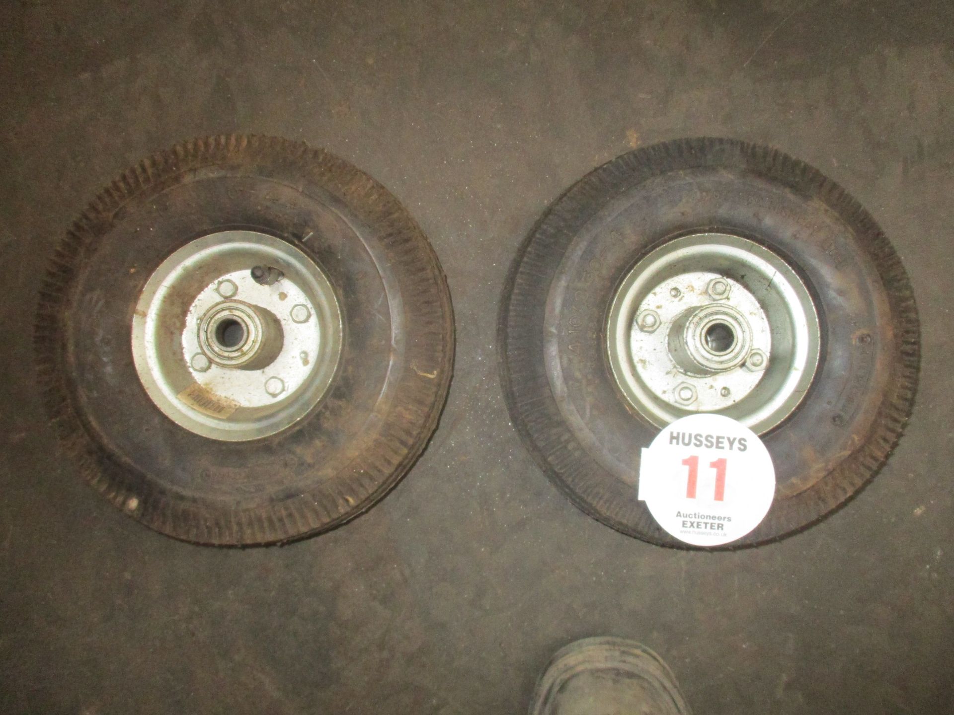 PR OF SACK TRUCK WHEELS