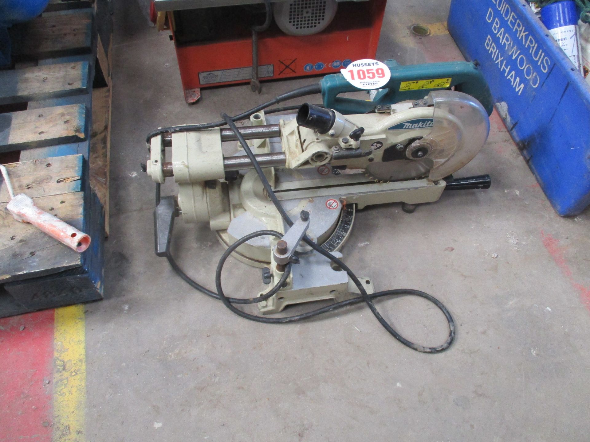 MAKITA MITRE SAW