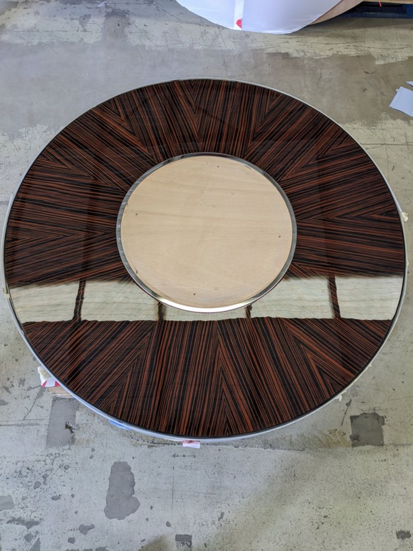 Round Zebrano coffee table 1450 O 400mm table