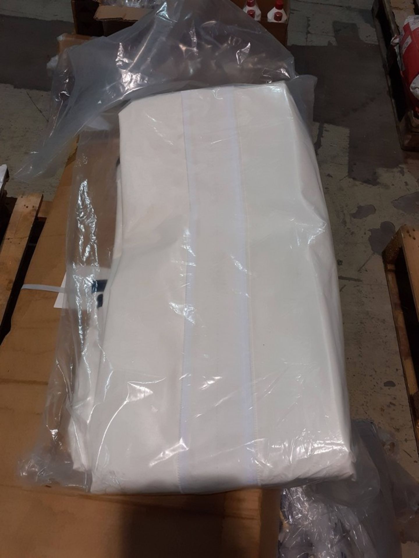 Flexicover white outer vinyl cover canvas - 1 piece. Sunroof cover?