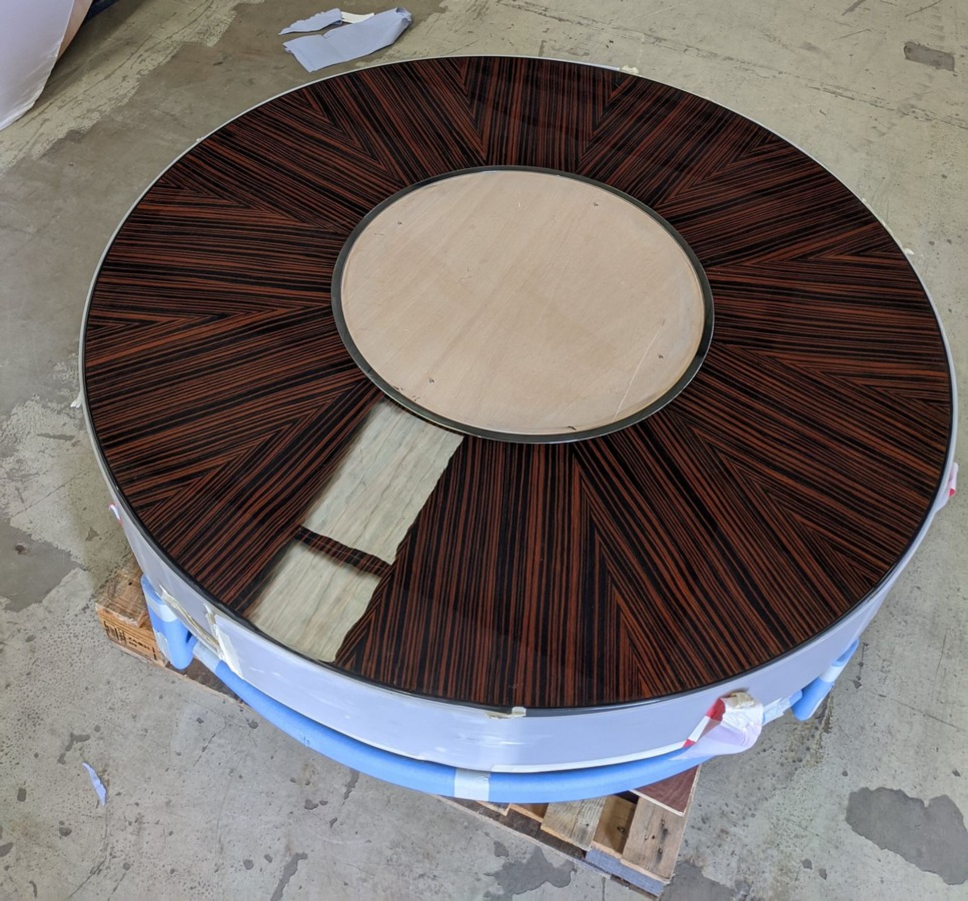 Round Zebrano coffee table 1450 O 400mm table - Image 2 of 6