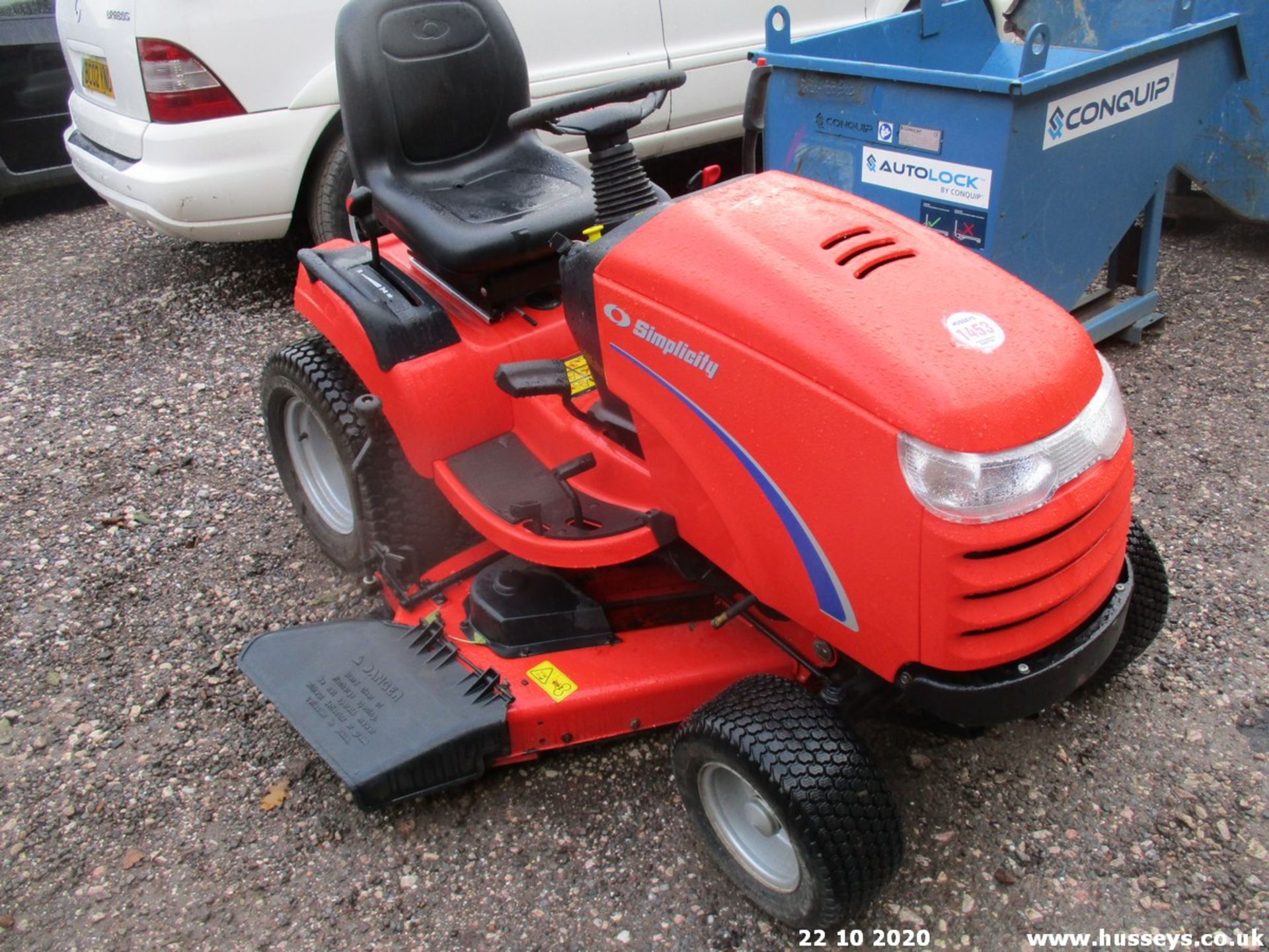 SIMPLICITY 23HP MID MOUNTED RIDE ON MOWER