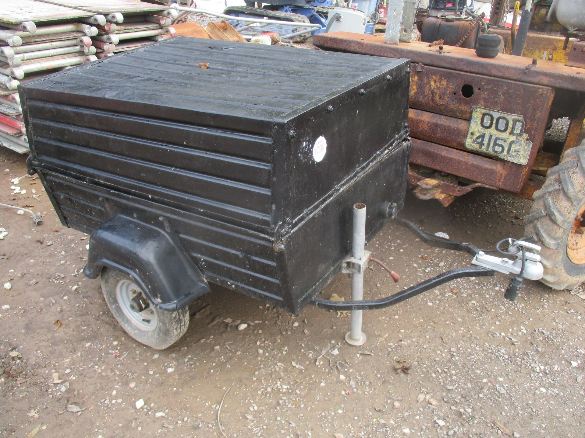 SINGLE AXLE BOX TRAILER