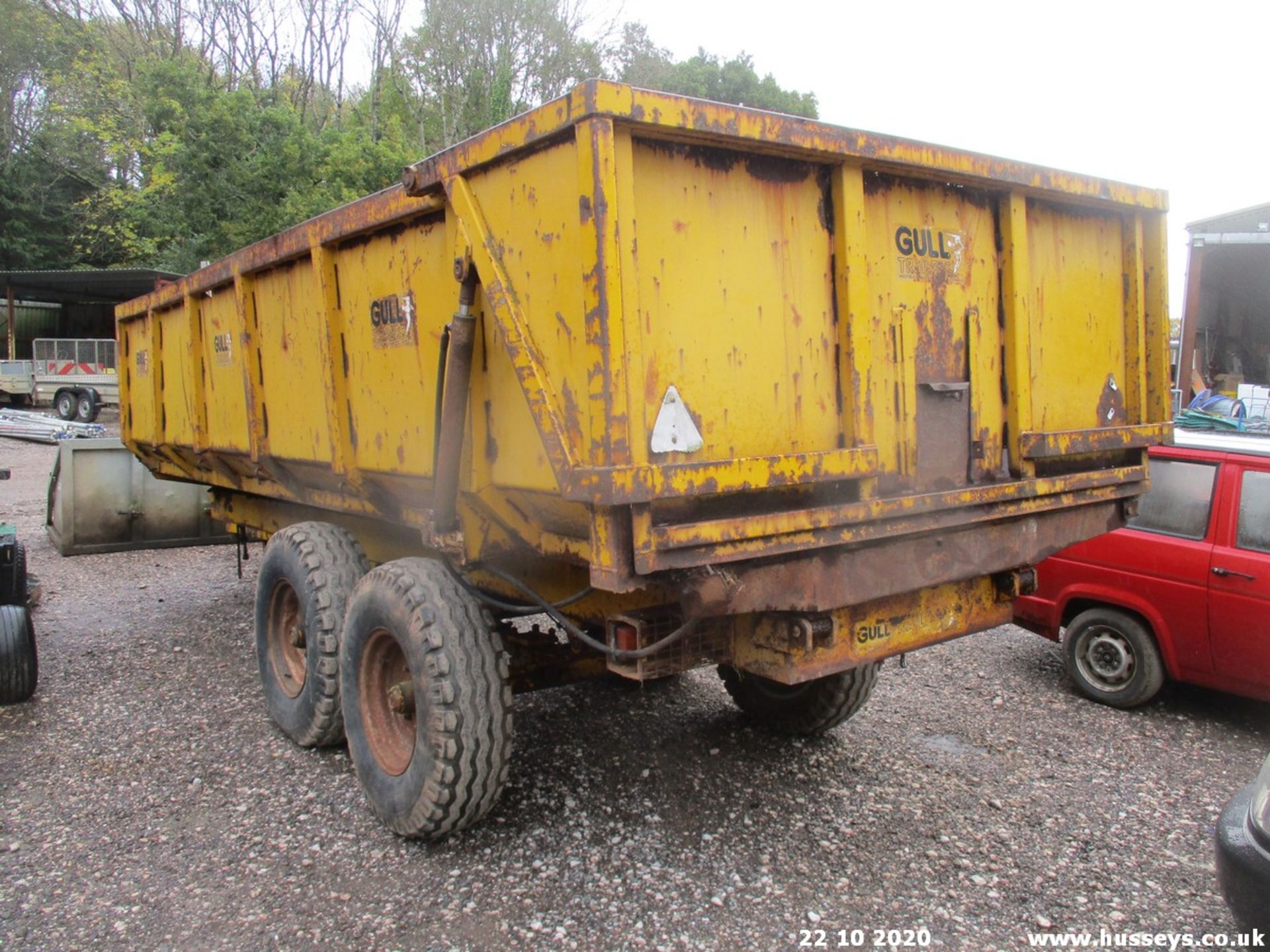 GULL GRAIN TRAILER C/W HYDRAULIC BACK DOOR - Image 3 of 3