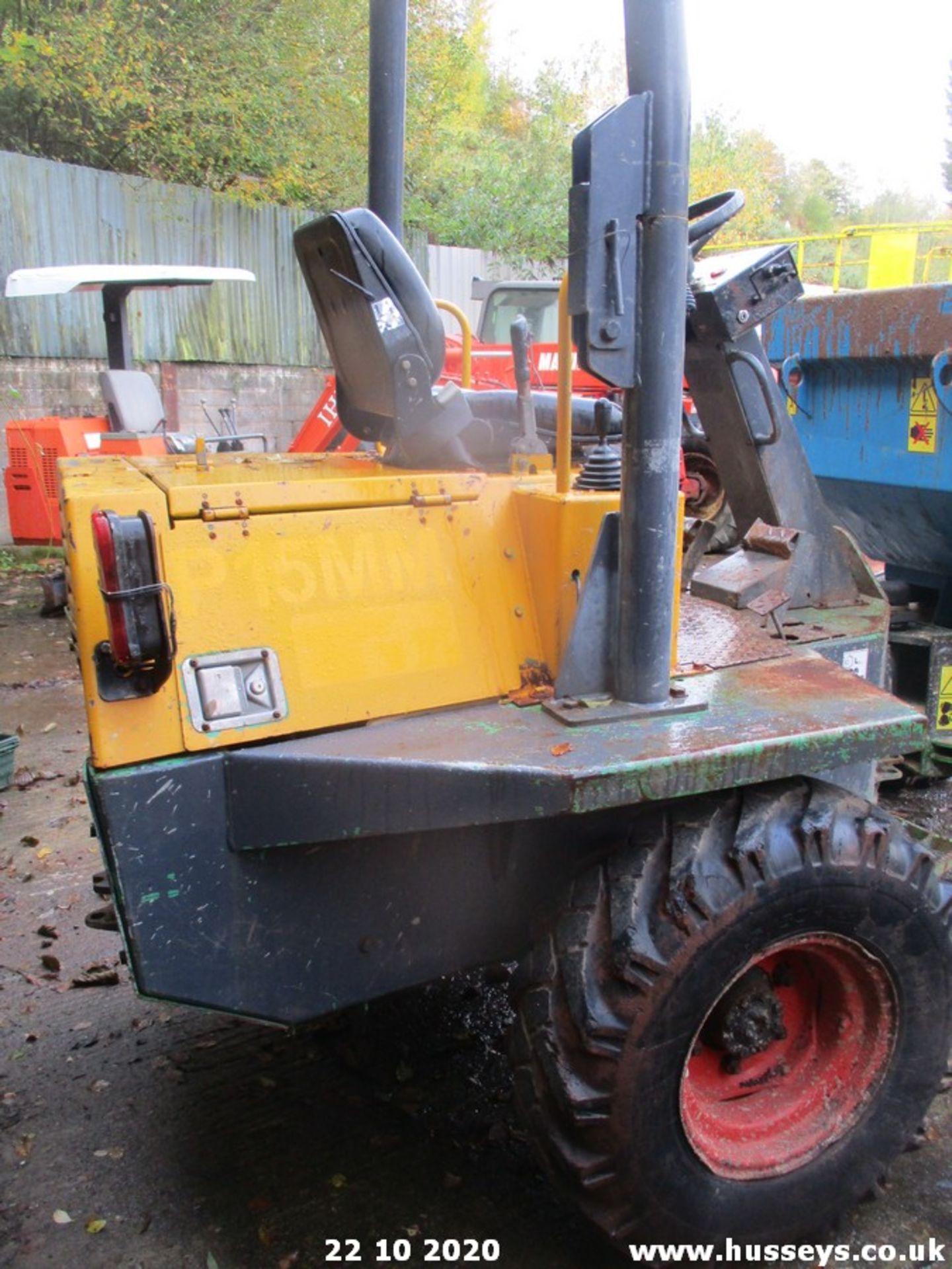 Terex 3T Swivel Skip Dumper with Kubota Engine (2006) (Ref P15MM) - Image 5 of 8