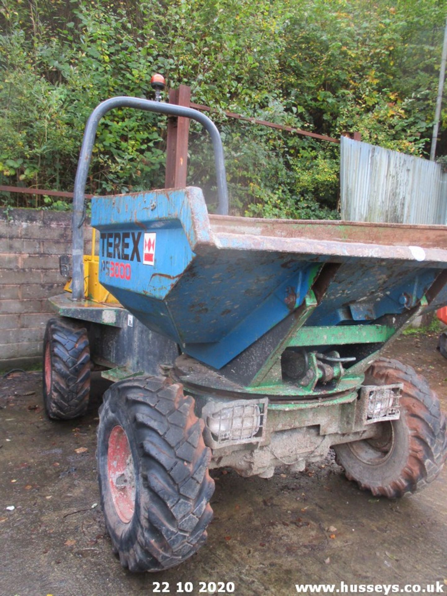 Terex 3T Swivel Skip Dumper with Kubota Engine (2006) (Ref P15MM) - Image 4 of 8