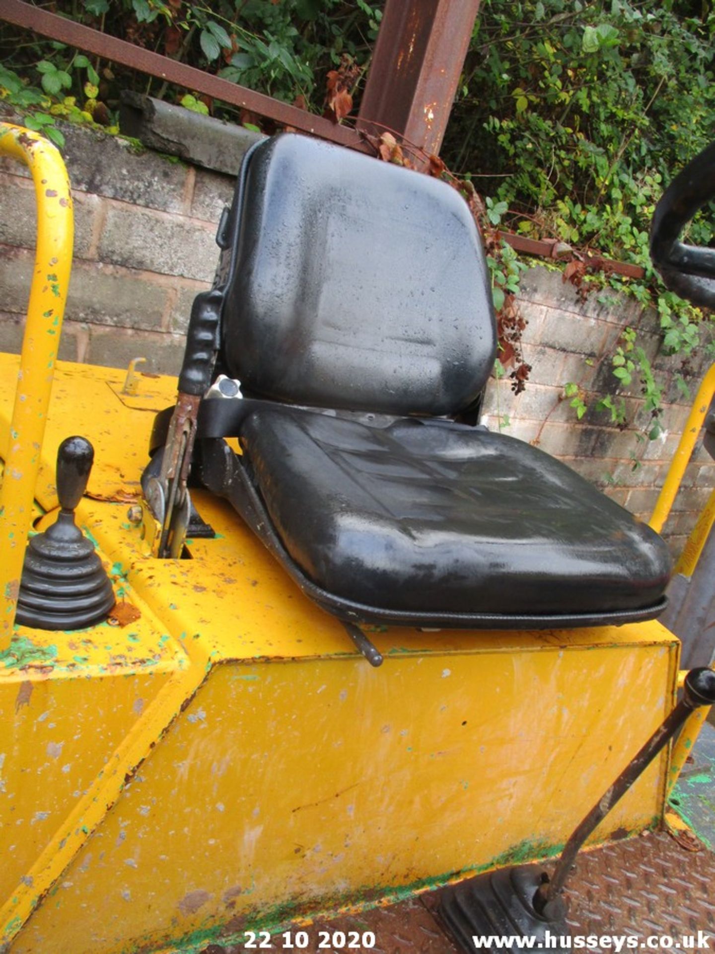 Terex 3T Swivel Skip Dumper with Kubota Engine (2006) (Ref P15MM) - Image 6 of 8