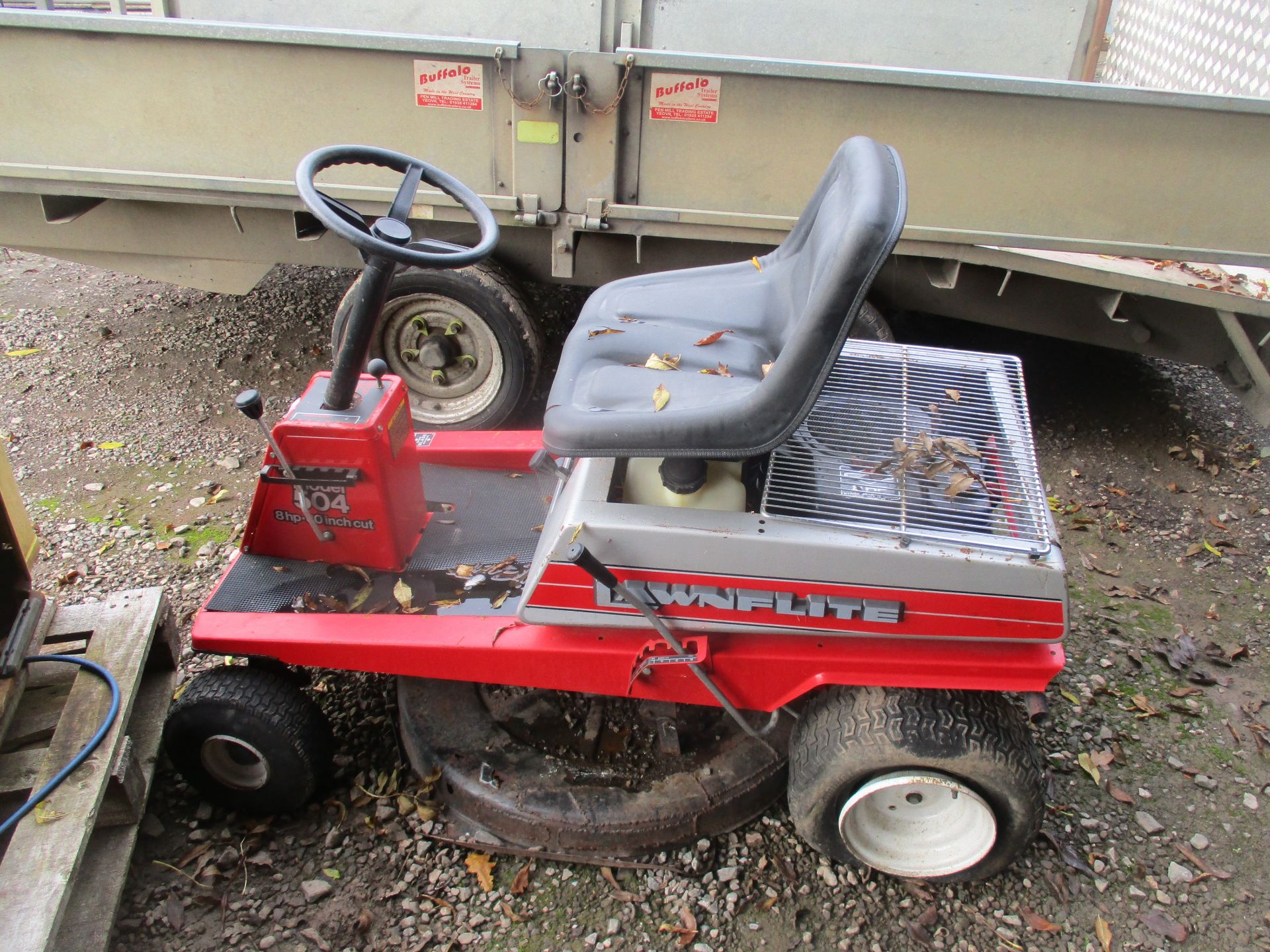 MTD RIDE ON MOWER - Image 2 of 2