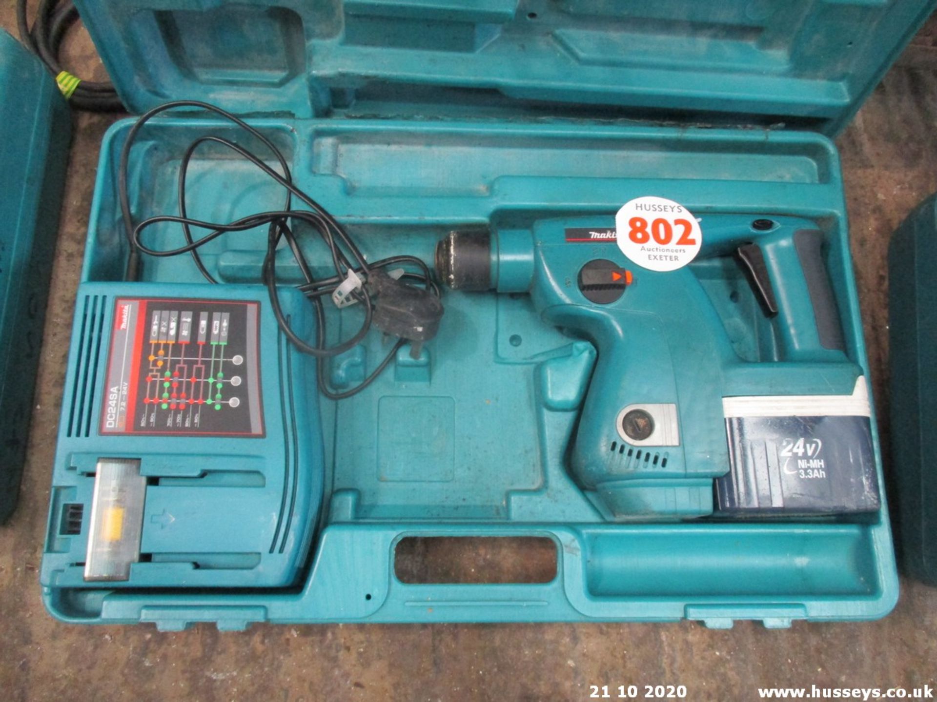 CORDLESS MAKITA HAMMER DRILL