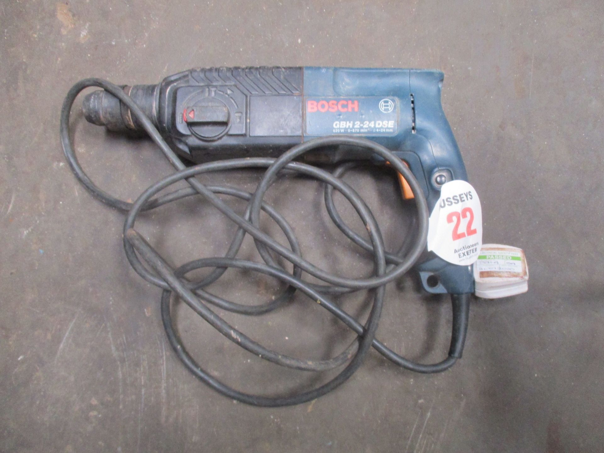 BOSCH DRILL