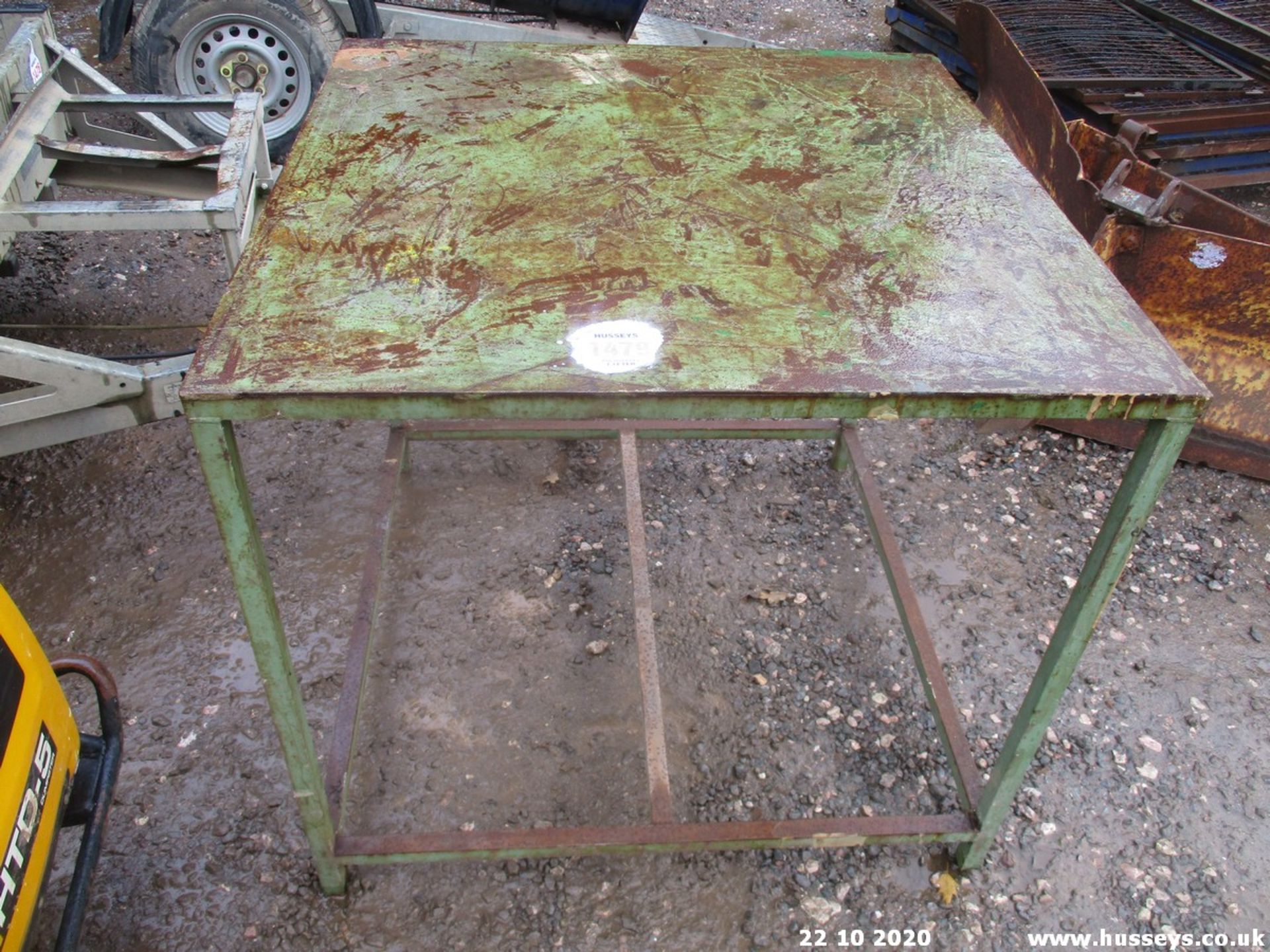 STEEL TABLE