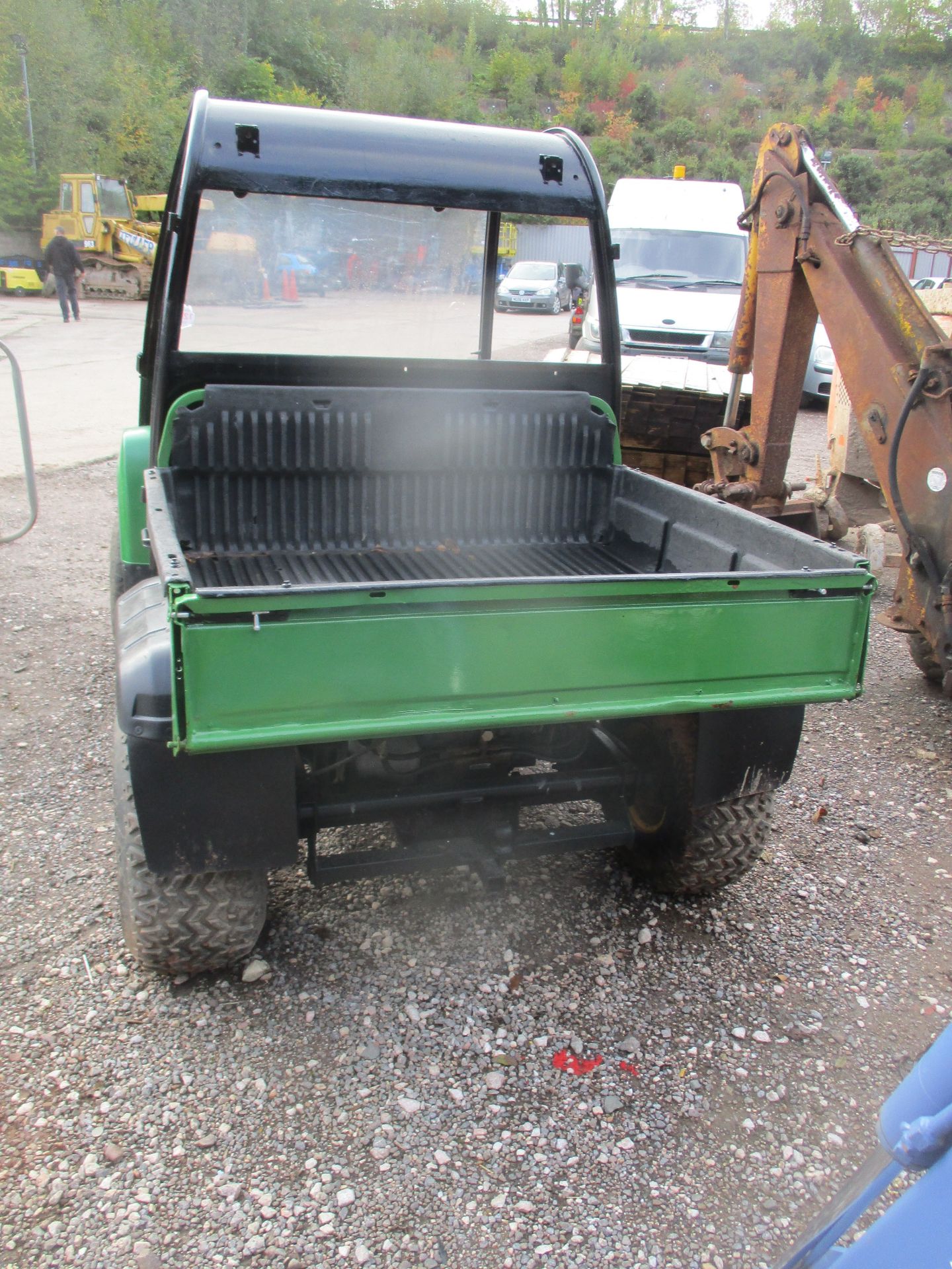 JOHN DEERE GATOR RDT. DBL RAM TIPPER UPGRADE 750KG CAPACITY HPX MODEL 1037HRS- - WITH KEYS - Image 3 of 5