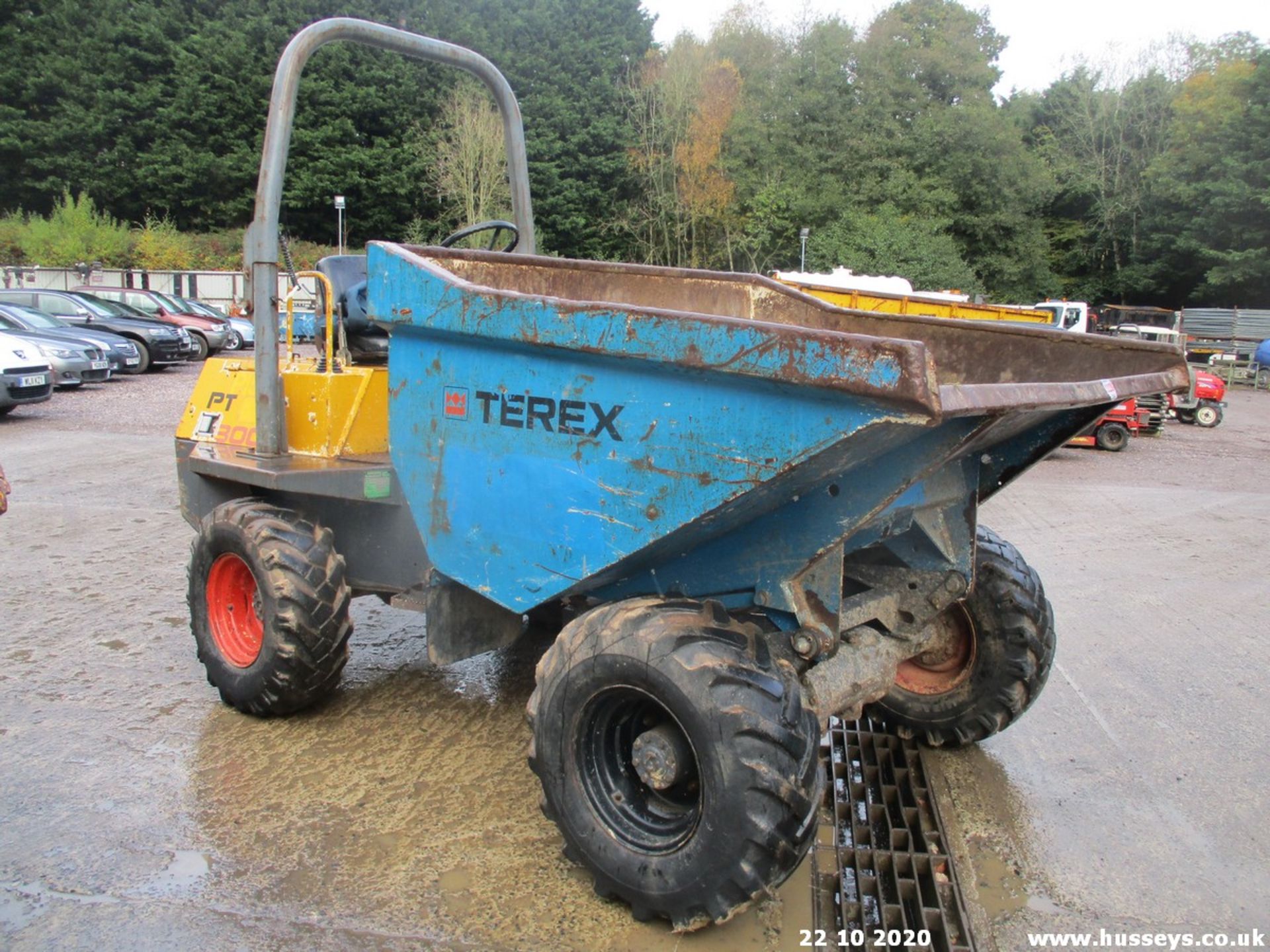 Terex 3T Straight Skip Dumper with Kubota Engine (2006) (Ref P15G) - Image 2 of 6