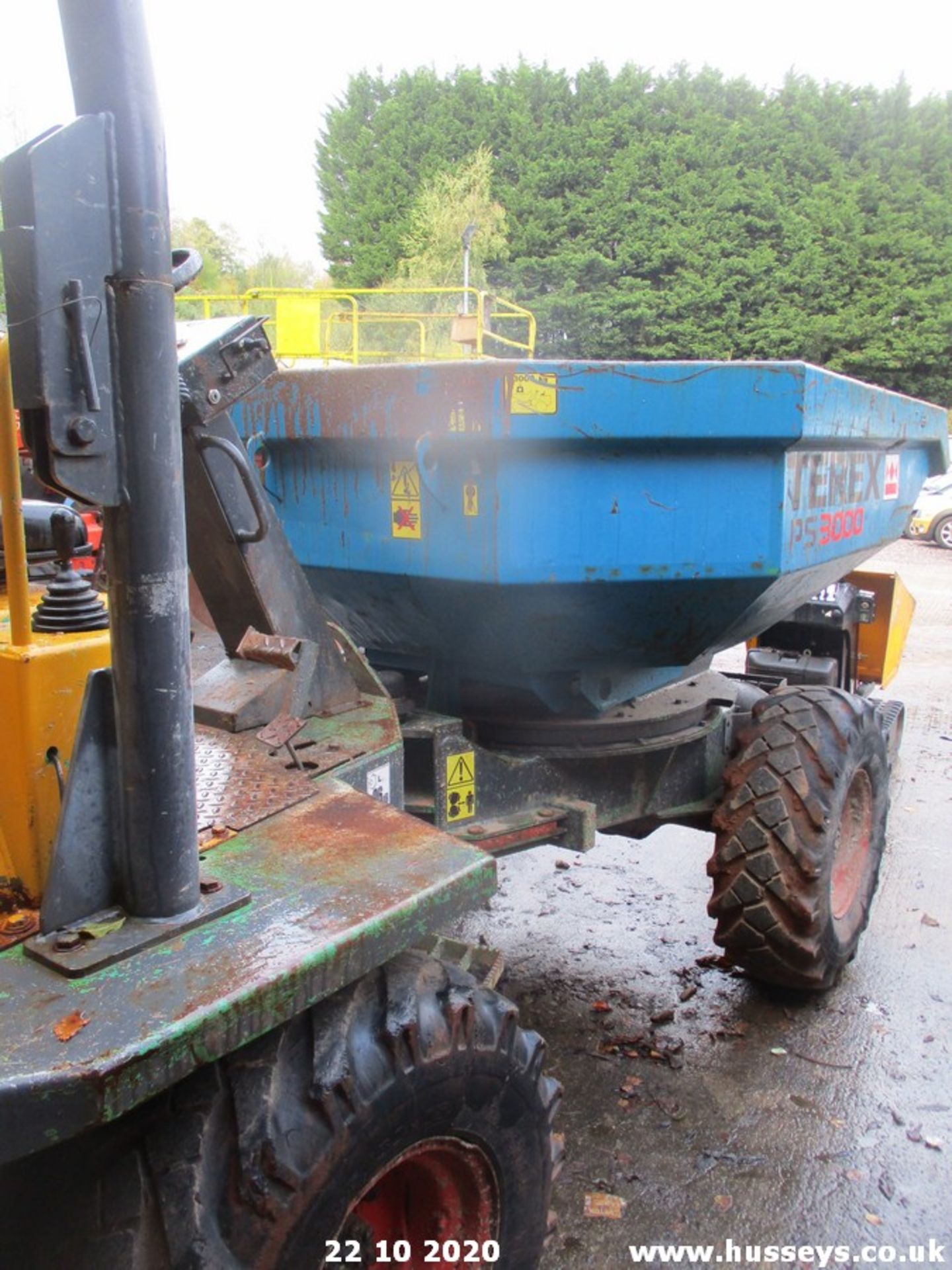 Terex 3T Swivel Skip Dumper with Kubota Engine (2006) (Ref P15MM) - Image 8 of 8