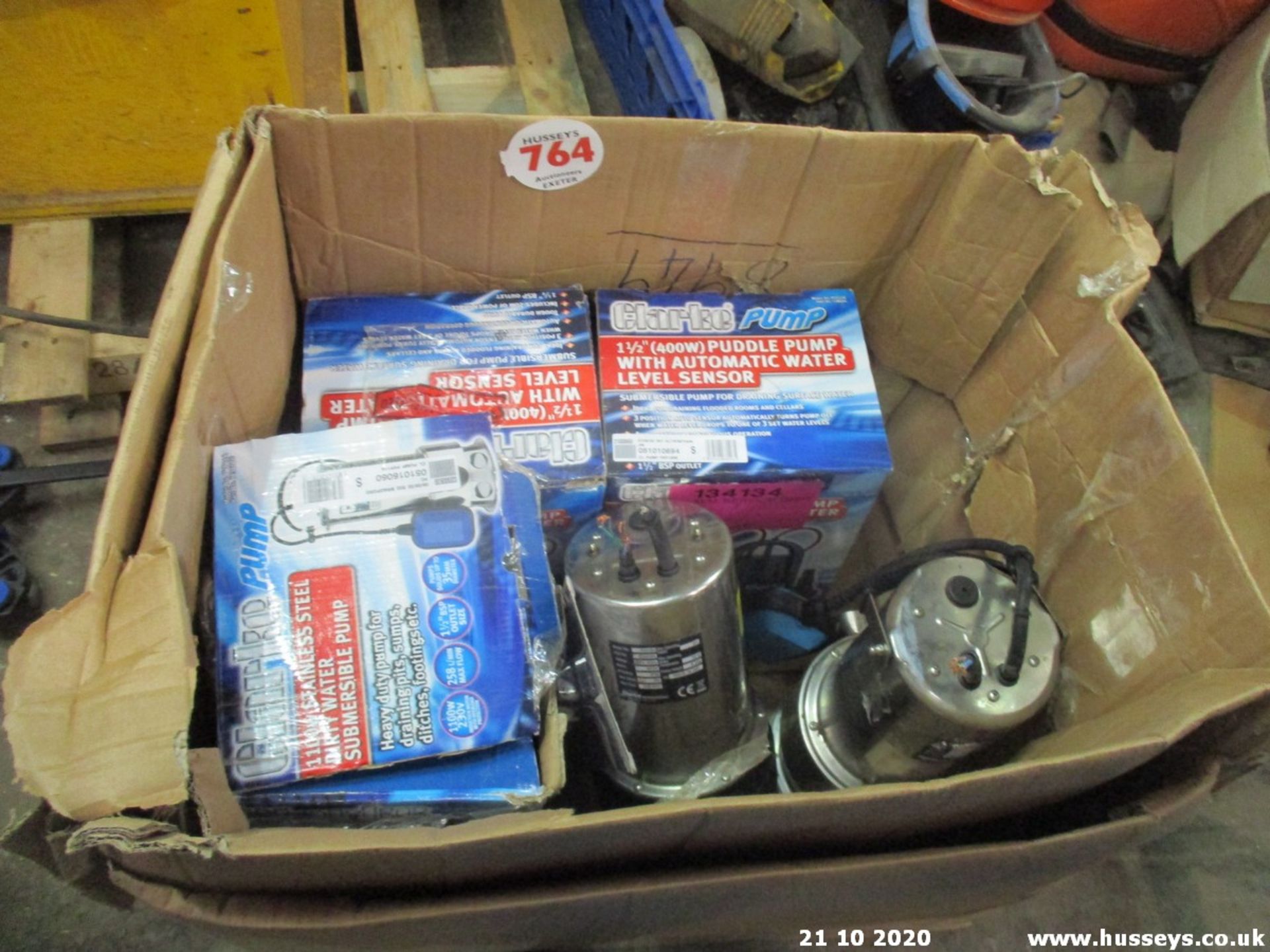 BOX OF SUB PUMPS