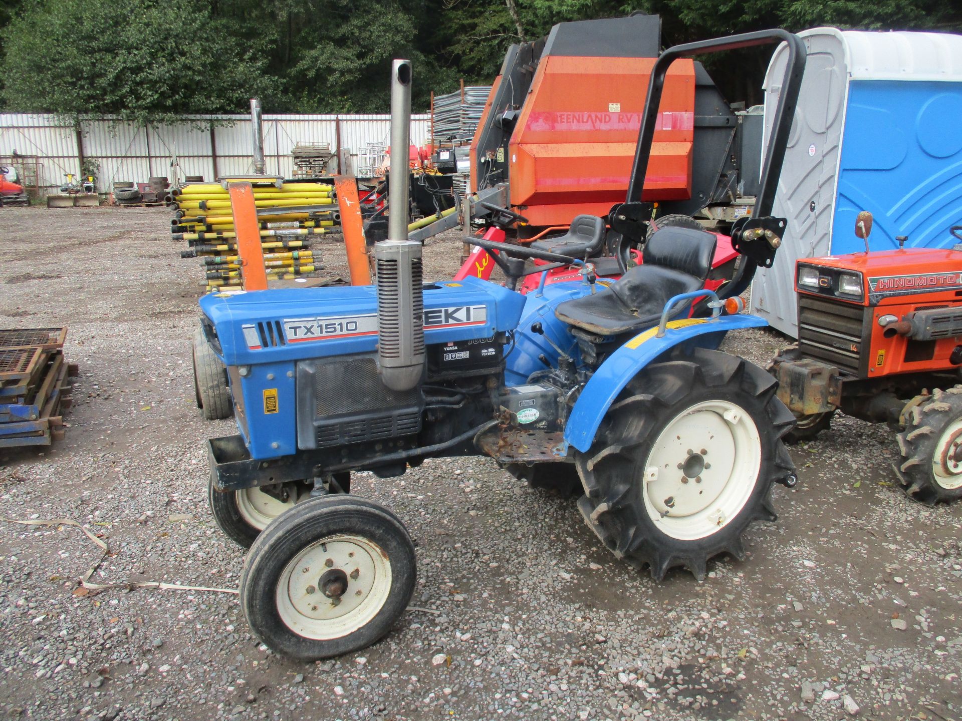 ISEKI TX1510 COMPACT TRACTOR NEW REAR LINKAGE R&D - WITH KEYS