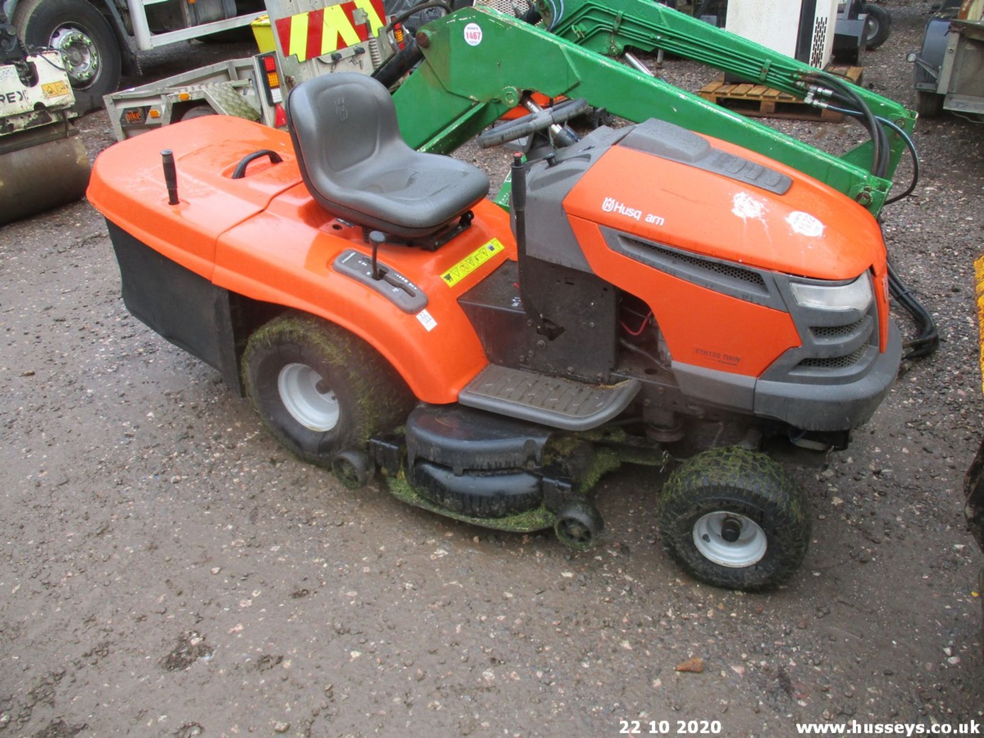 HUSQVARNA CTH150 RIDE ON MOWER