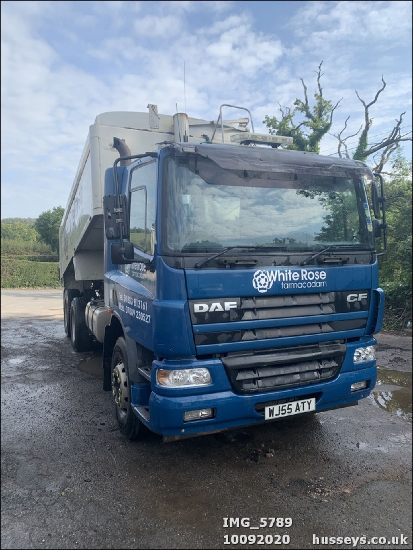 05/55 DAF TRUCKS FAT CF75.360 - 9200cc 2dr Tipper (Blue, 393k) - Image 2 of 7