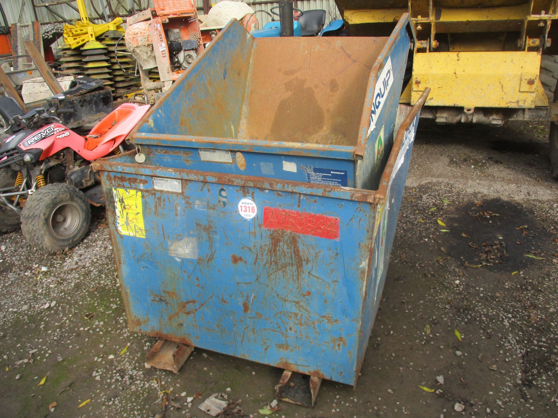 2 CONQUIP FORKLIFT TIPPING SKIPS