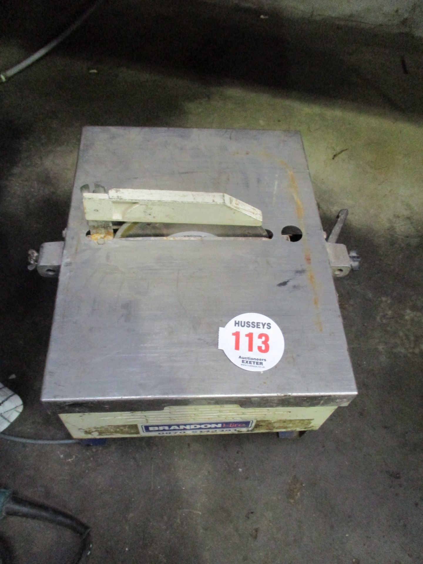 TILE SAW BENCH