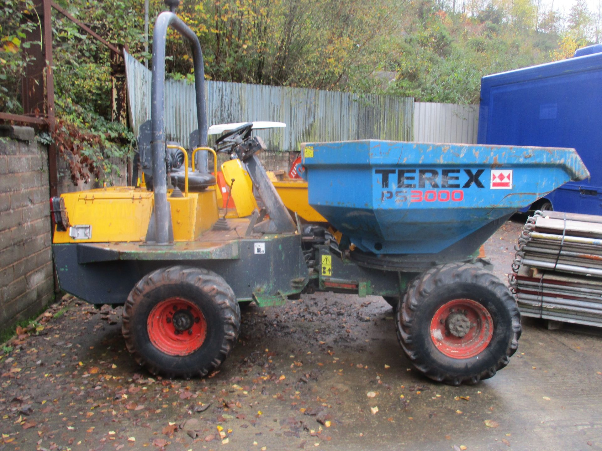 TEREX 3 TON SWIVEL SKIP DUMPER - Image 3 of 3