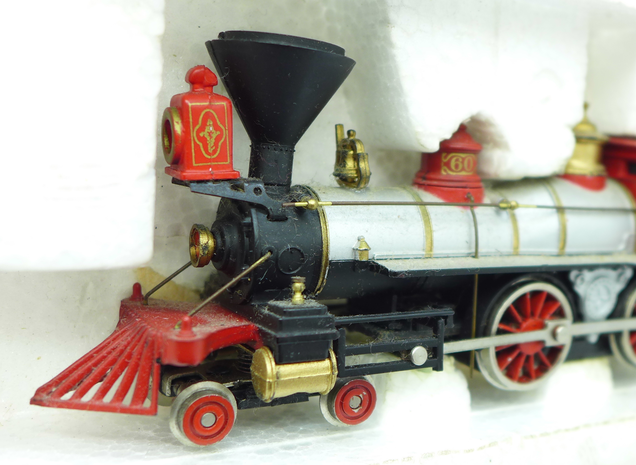 A Bachmann HO gauge American 4-4-0 model steam locomotive, Central Pacific, boxed, box a/f - Image 2 of 2