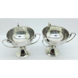 A pair of silver tazzas by Walker & Hall, Sheffield 1938, 206g