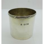 A silver pot, London 1903, 82g