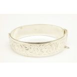 A silver bangle, 47g