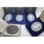 Five Wedgwood medallions including a black basalt example, all boxed