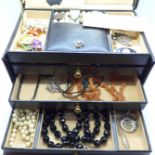 A jewellery box of costume jewellery, 2.03kg