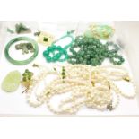 Green bead and pearl jewellery