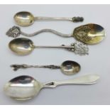 Five silver spoons including one continental, 90g