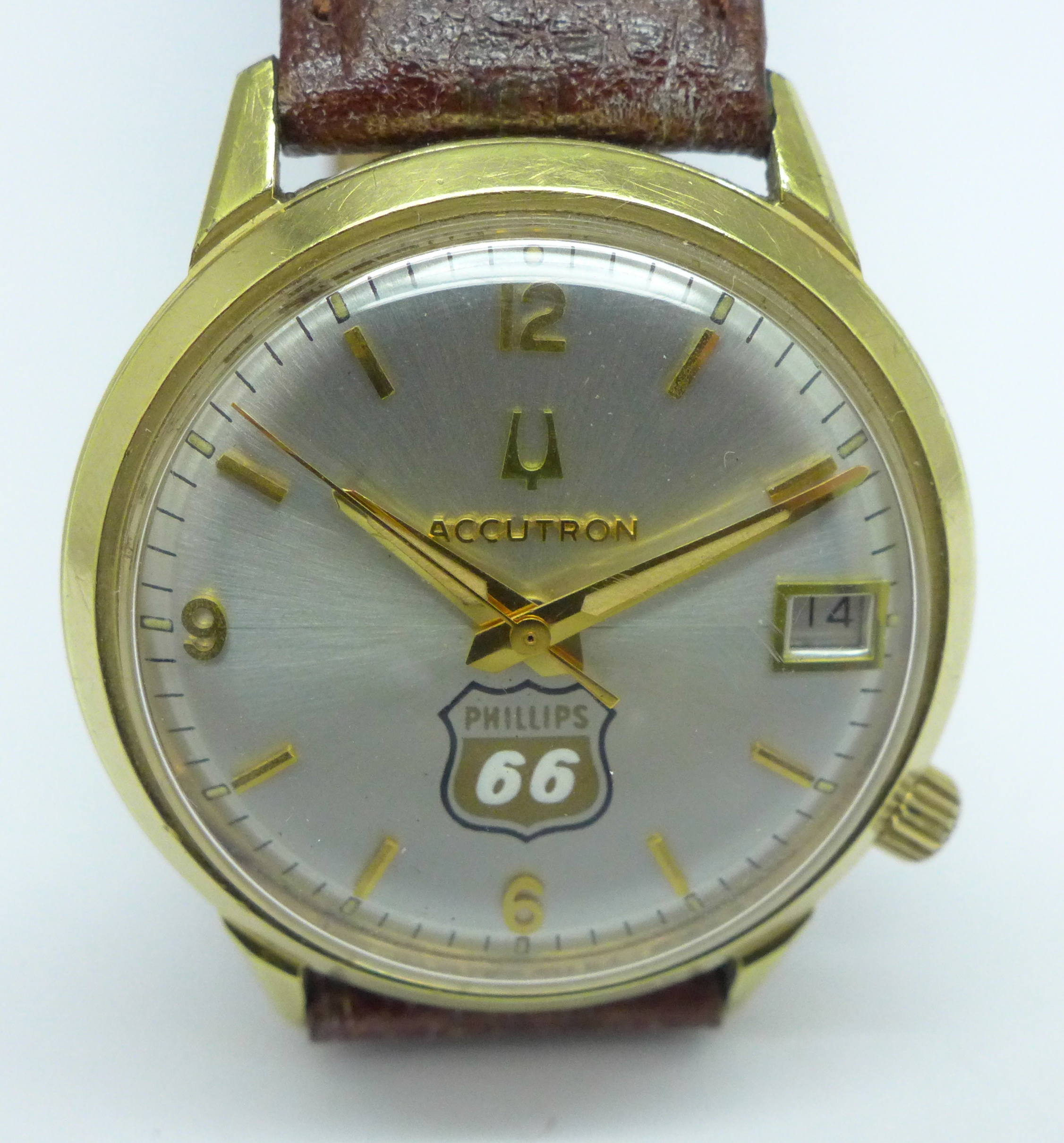 A gentleman's Bulova Accutron gold plated wristwatch with inscription dated 1977, 'Phillips - Image 2 of 5