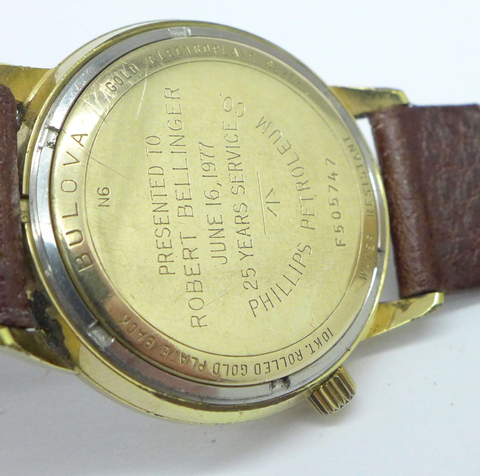 A gentleman's Bulova Accutron gold plated wristwatch with inscription dated 1977, 'Phillips - Image 4 of 5