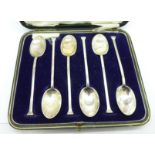 A cased set of six silver spoons, 73g