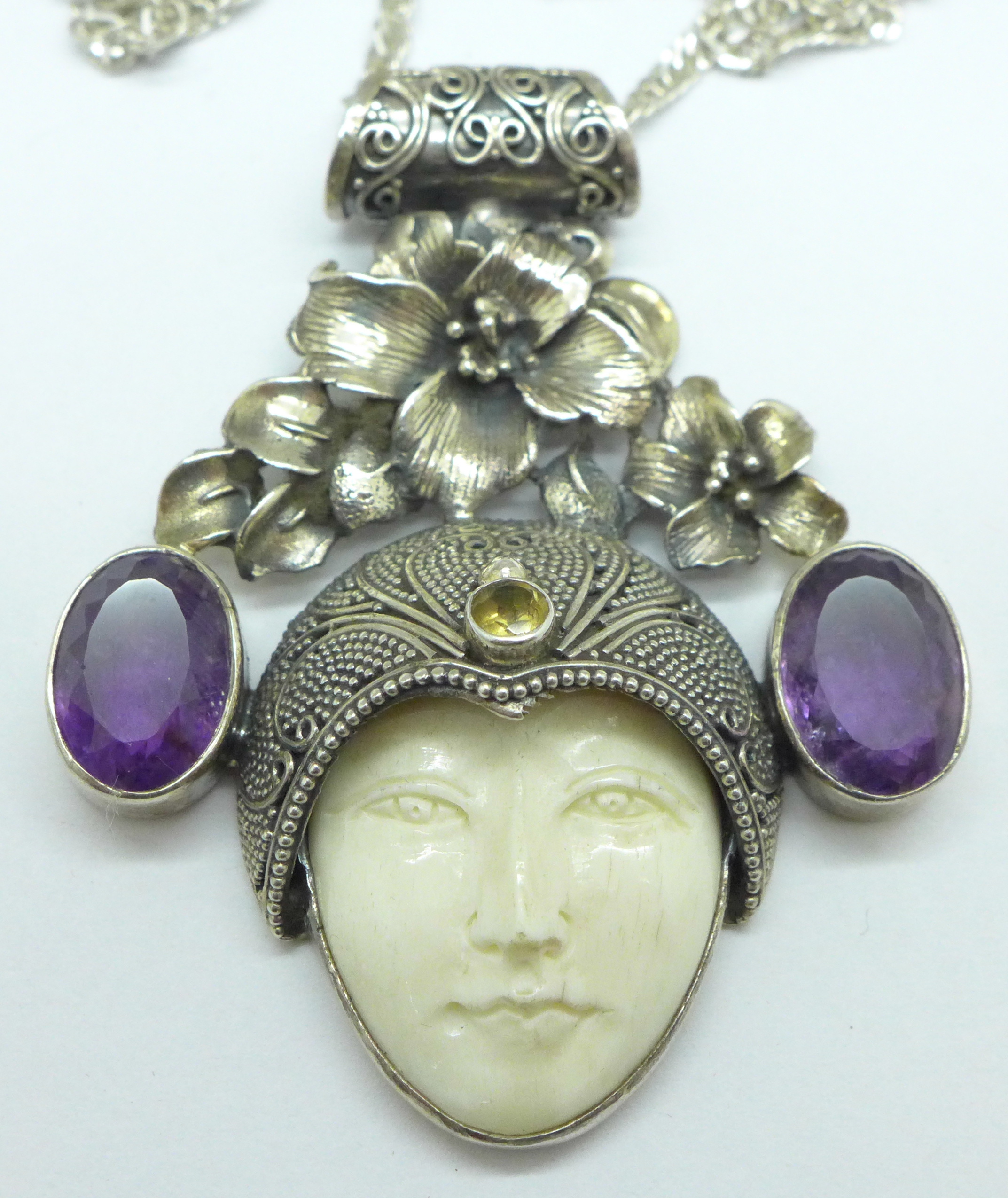 An Art Nouveau style silver pendant and chain set with amethyst - Image 2 of 3