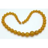 An amber necklace, 47g