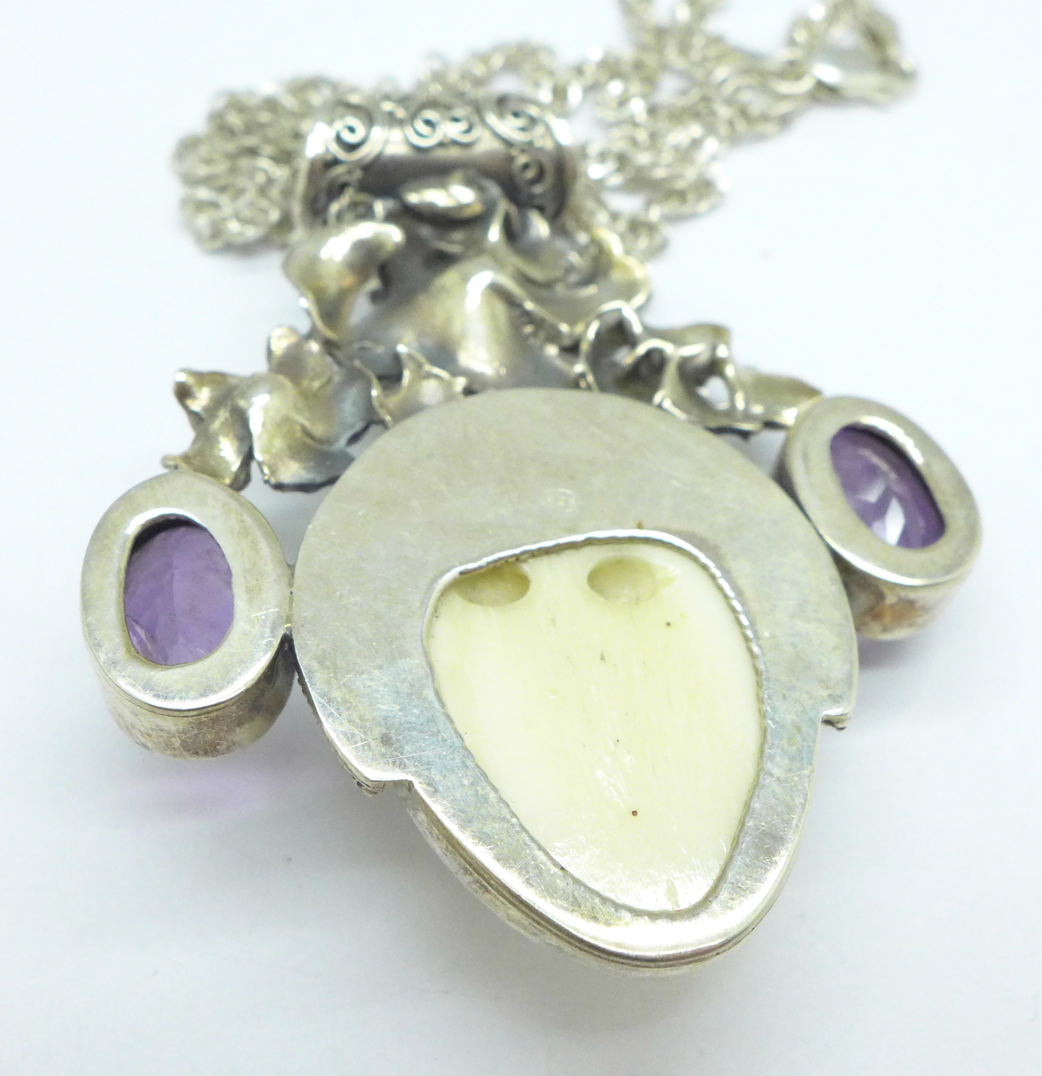 An Art Nouveau style silver pendant and chain set with amethyst - Image 3 of 3
