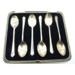 A cased set of six silver teaspoons, 93g