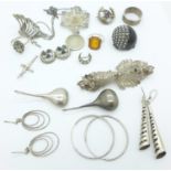 Silver and white metal jewellery, 74g