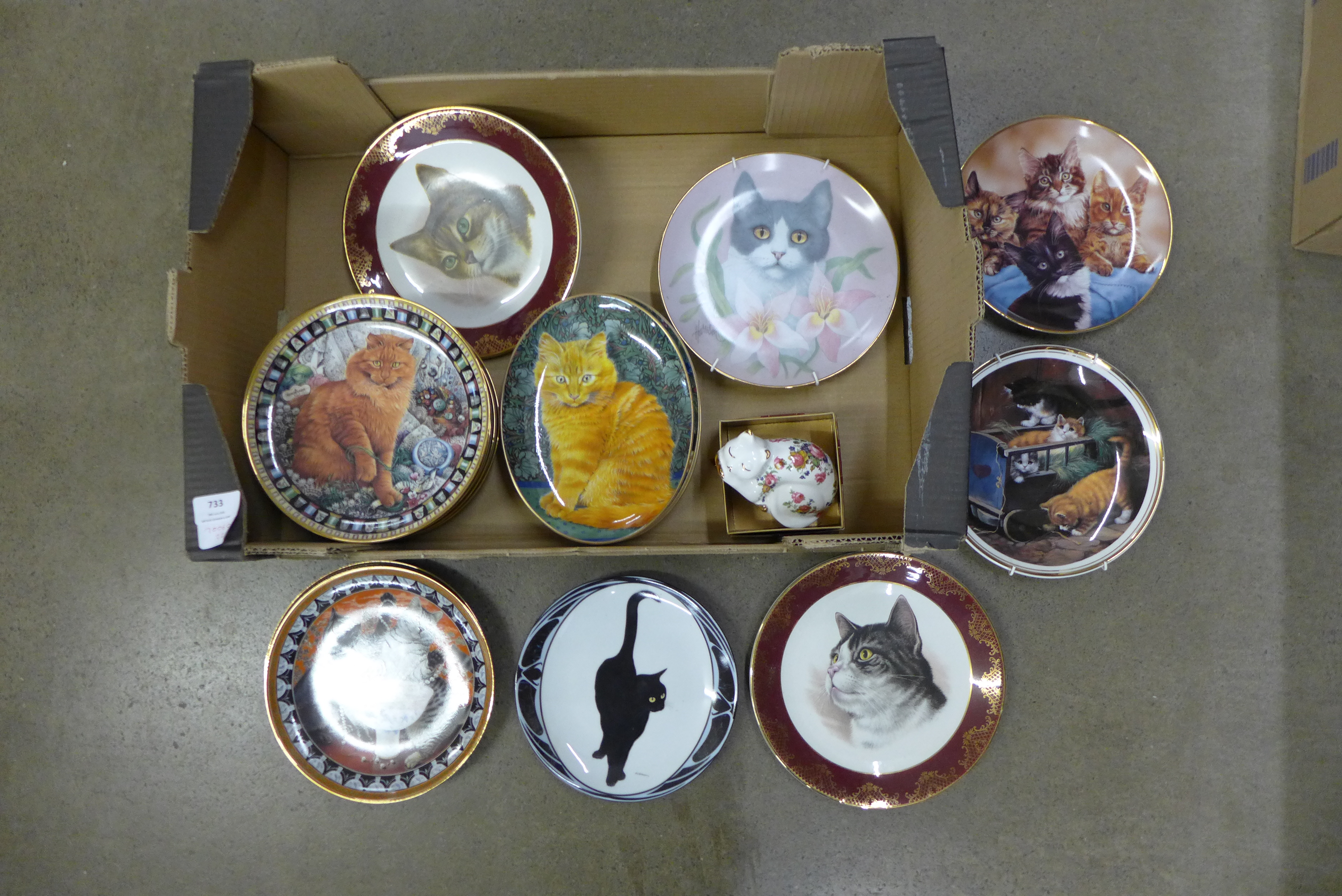 A set of twelve Lesley Anne Ivory's Cats! plates and other cat plates - Image 2 of 2
