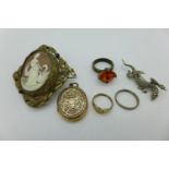 A Victorian mourning cameo brooch and other vintage jewellery