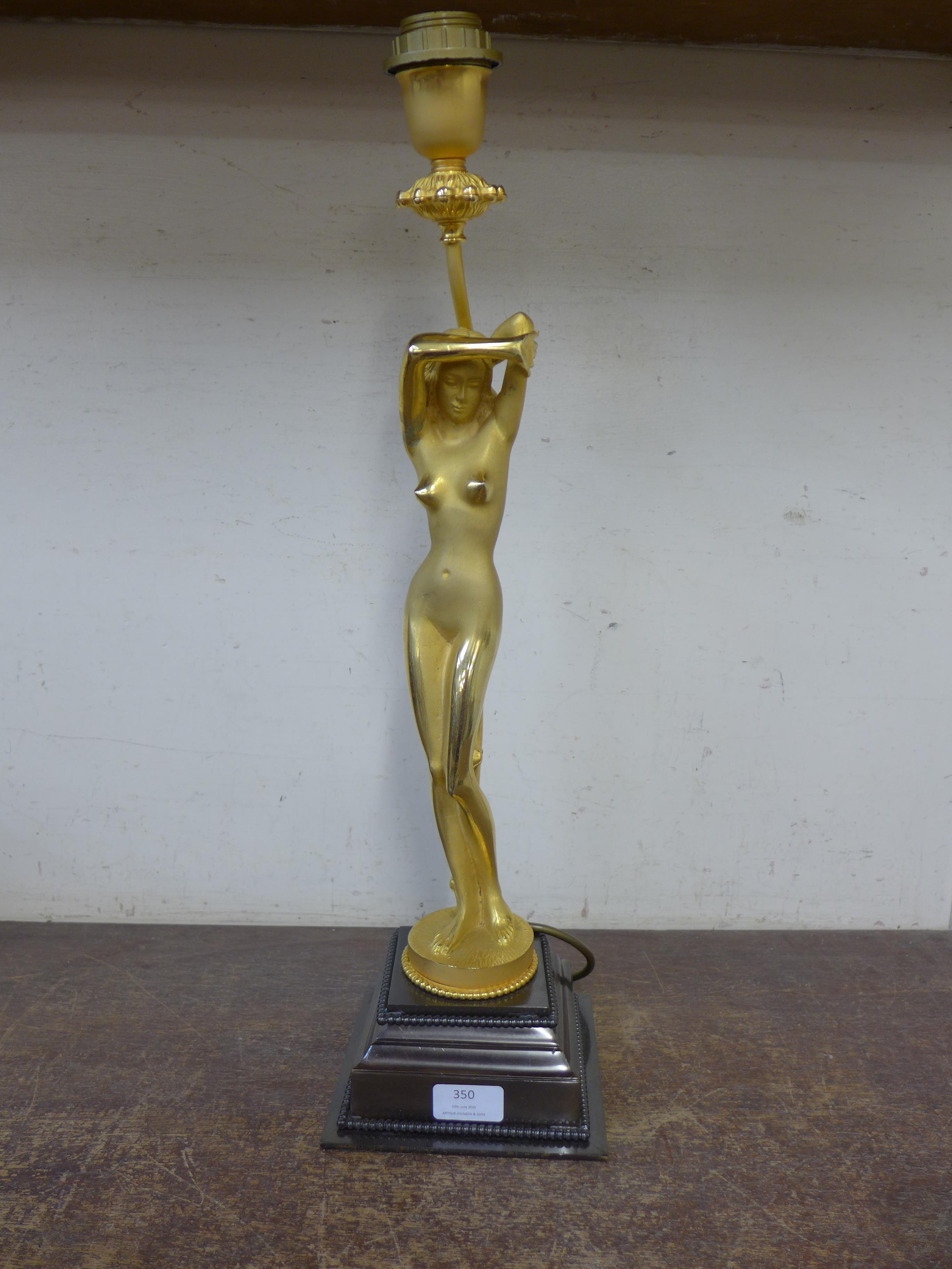 An Art Deco style gilt metal figural table lamp - Image 2 of 3