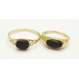 Two 9ct gold rings, 2.1g, I and P