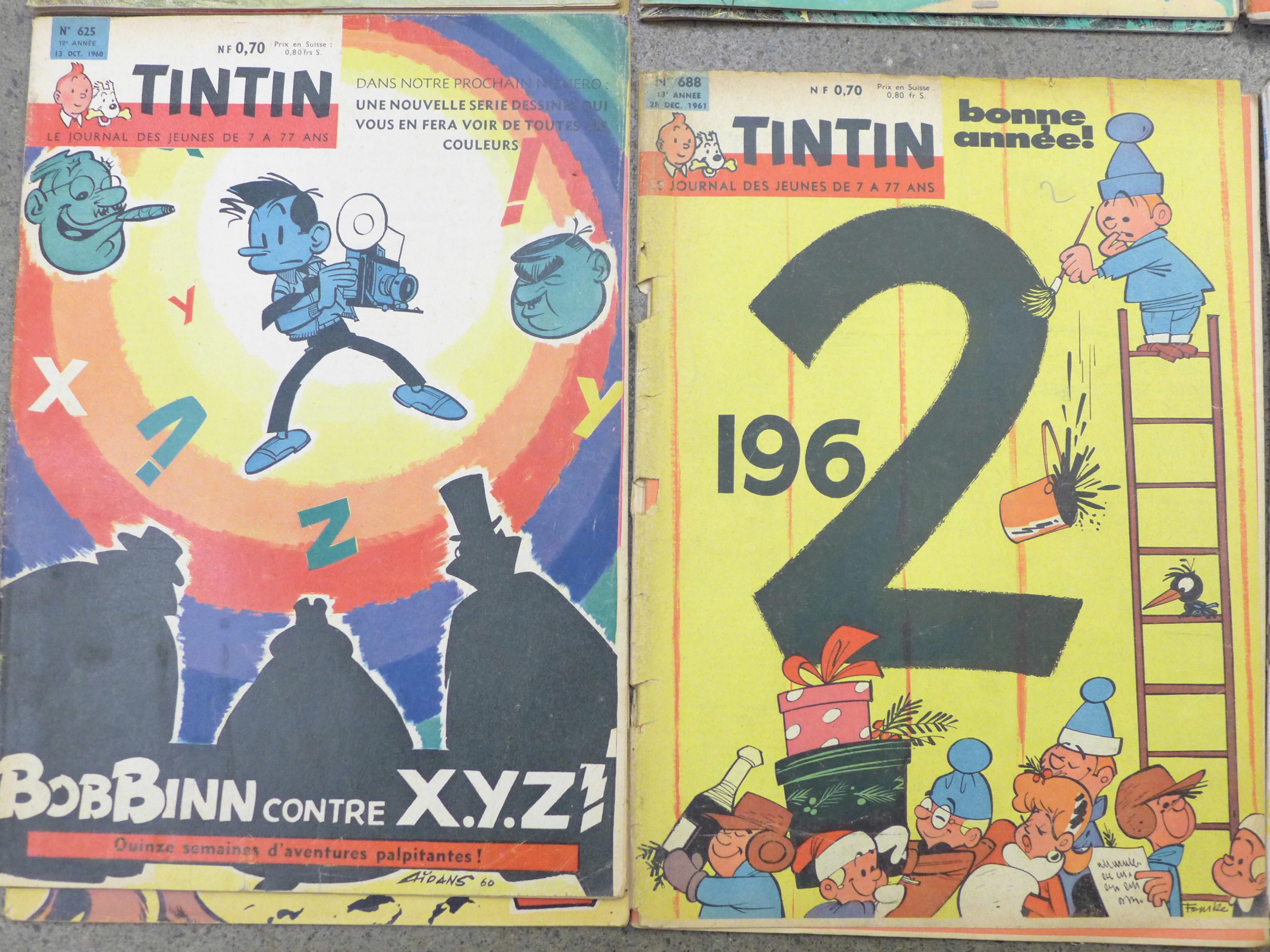 A collection of thirty-five Tintin French edition comics, 1960's - Image 4 of 5